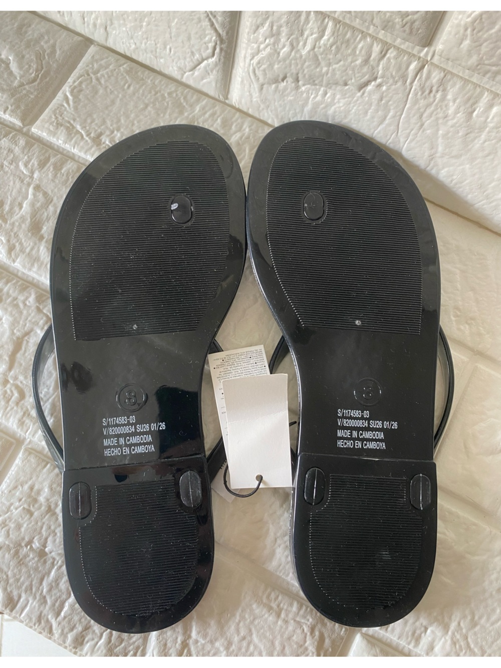 Gap Jelly Flip Flops - New With Tags - Picture 4 of 8